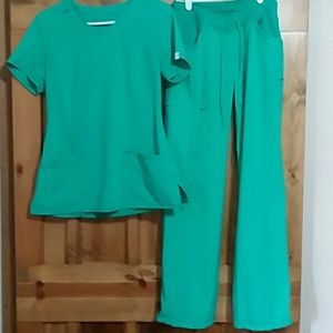 Cherokee Infinity Antimicrobial scrub set